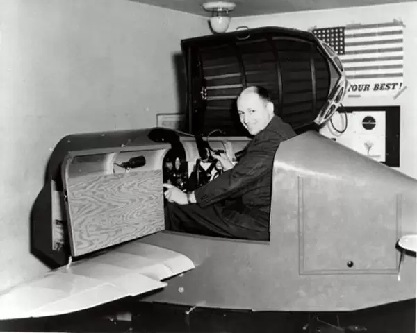 Edwin Link no Link Trainer