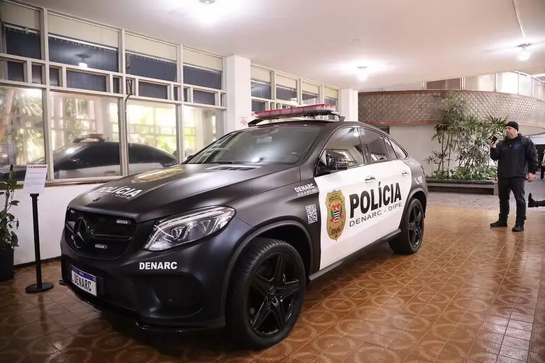viatura mercedes gle 400