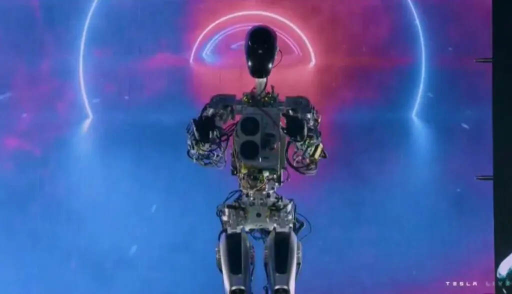 robô Optimus, protótipo Tesla