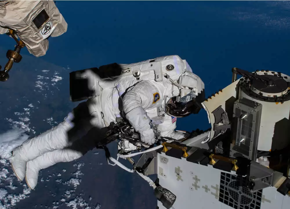 Primeira caminhada espacial de 2023