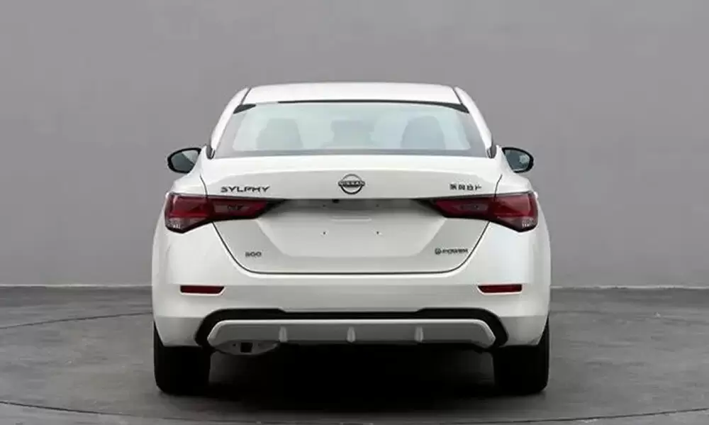 traseira Sentra e-Power